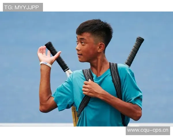 周磊的网球人生深度对话探索运动背后的坚持与梦想